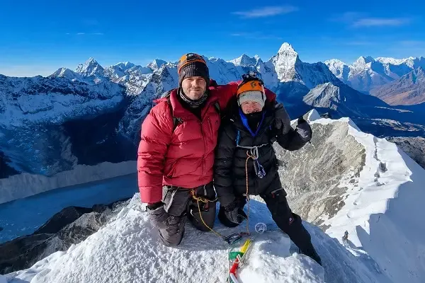 Best Time for Everest and Island Peak Climbing