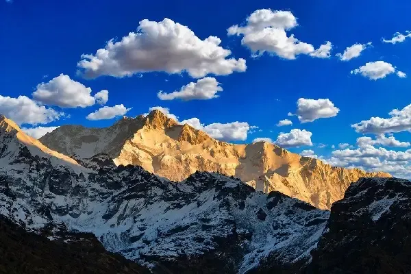 Kanchenjunga Trek in November