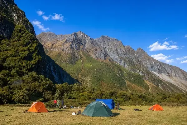 Makalu Circuit Trek Itinerary