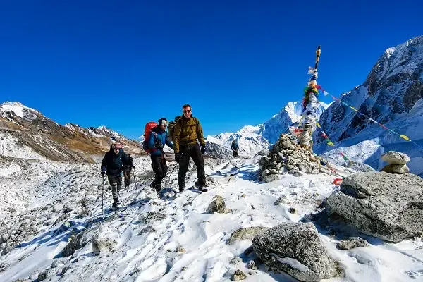 Is it Possible to Trek Manaslu Without a Guide?