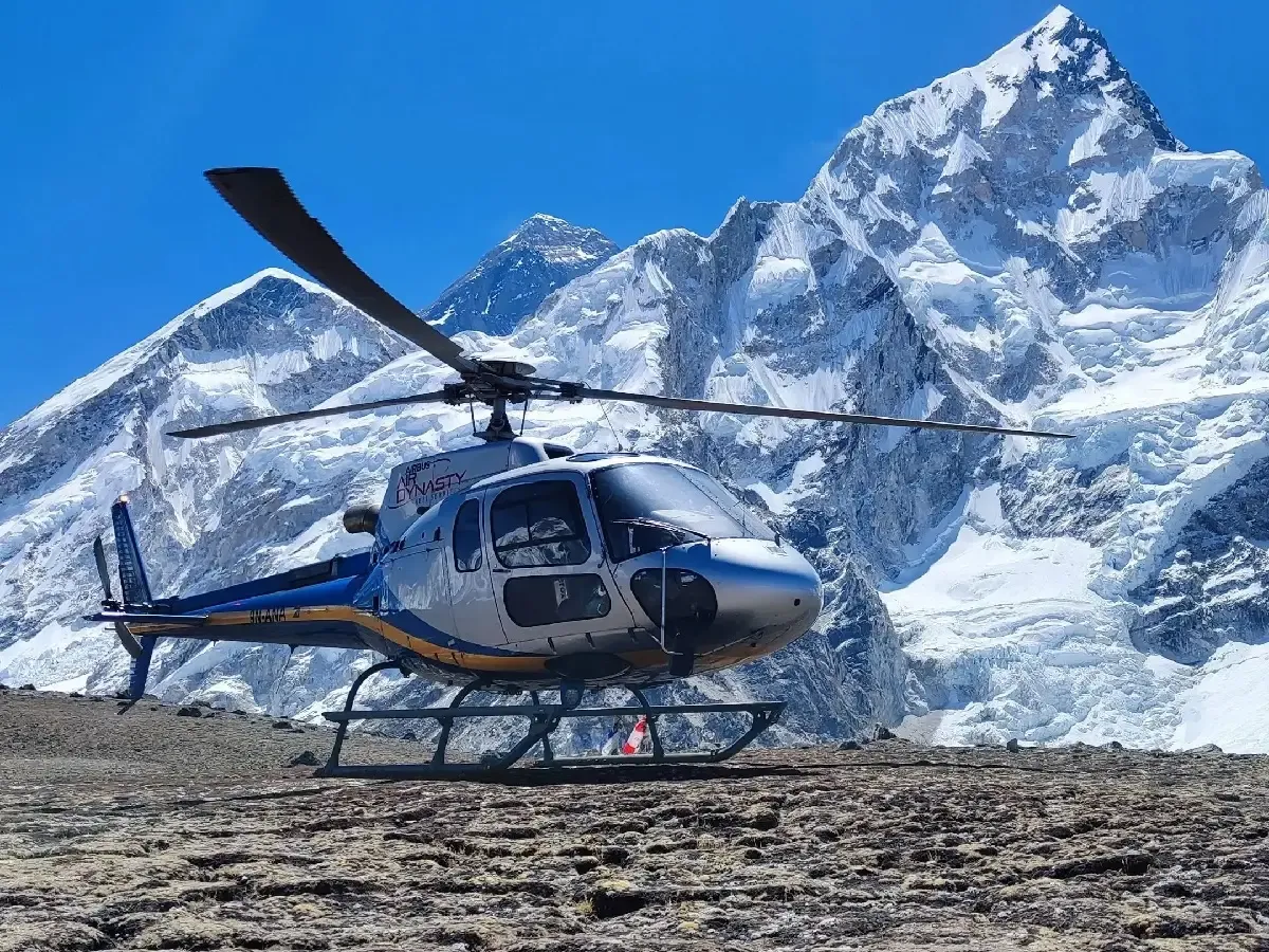 luxury ebc trek heli experience