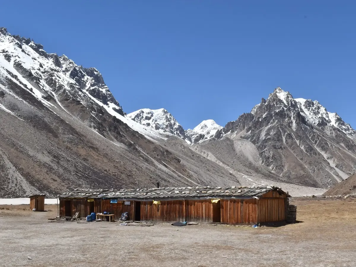 Mountain teahouse on the Kanchenjunga trail