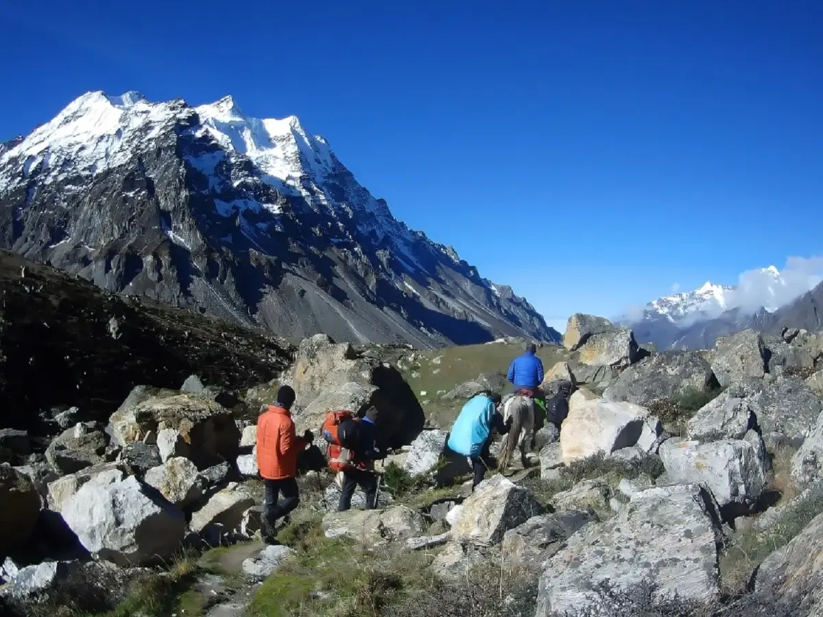 kanchenjunga trekking route nepal