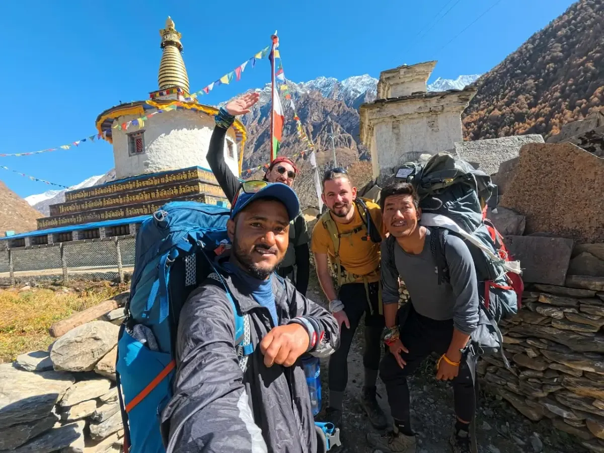 manaslu circuit trek lho village