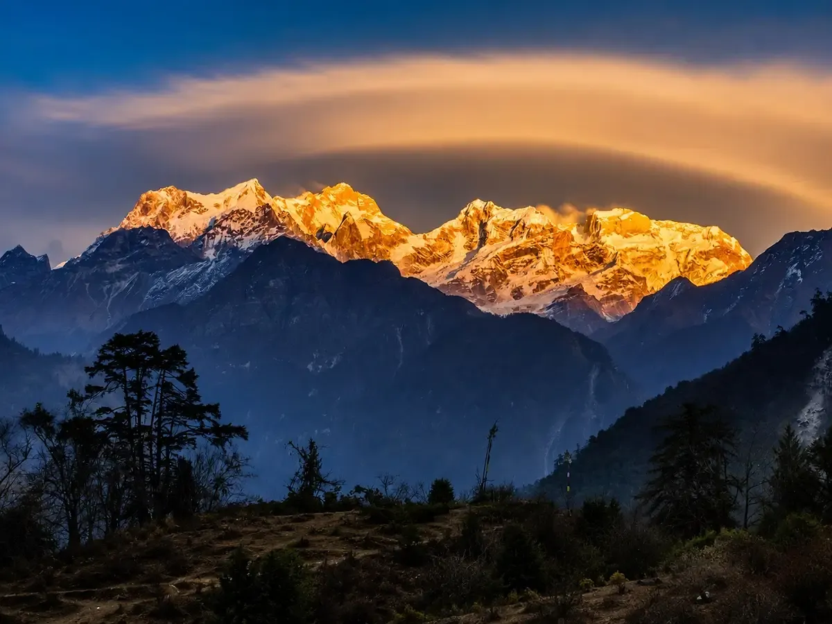 Manaslu mountain range