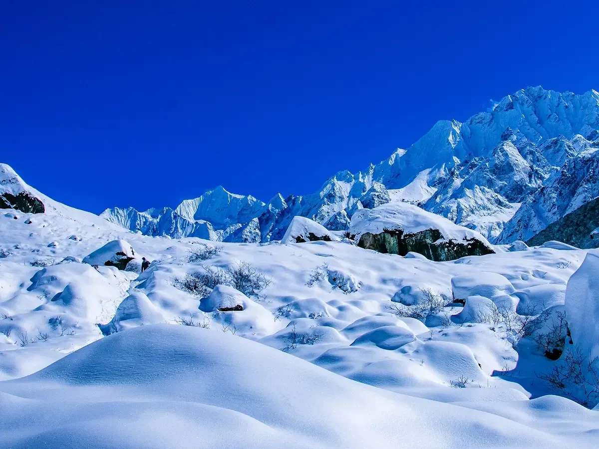 snow-covered langtang trail