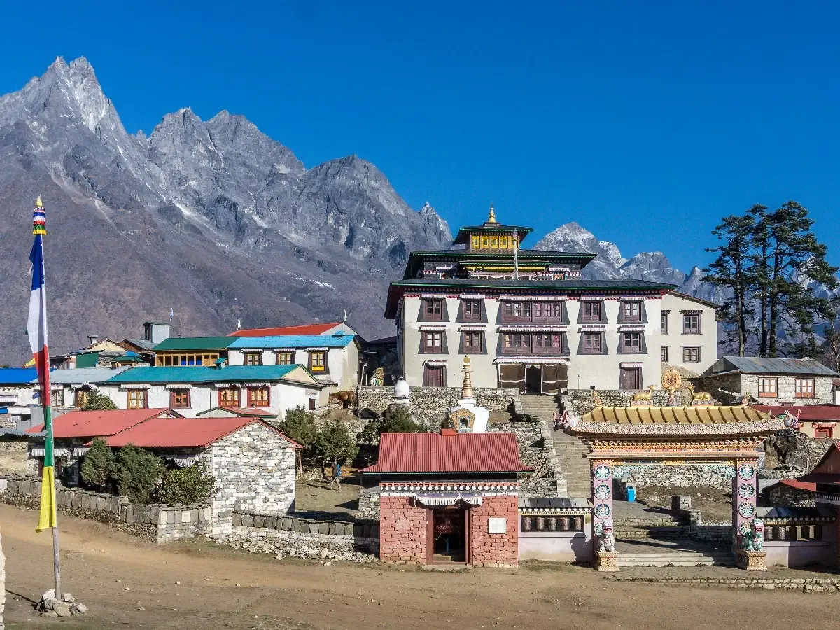 tengboche monastery on the everest base camp trek