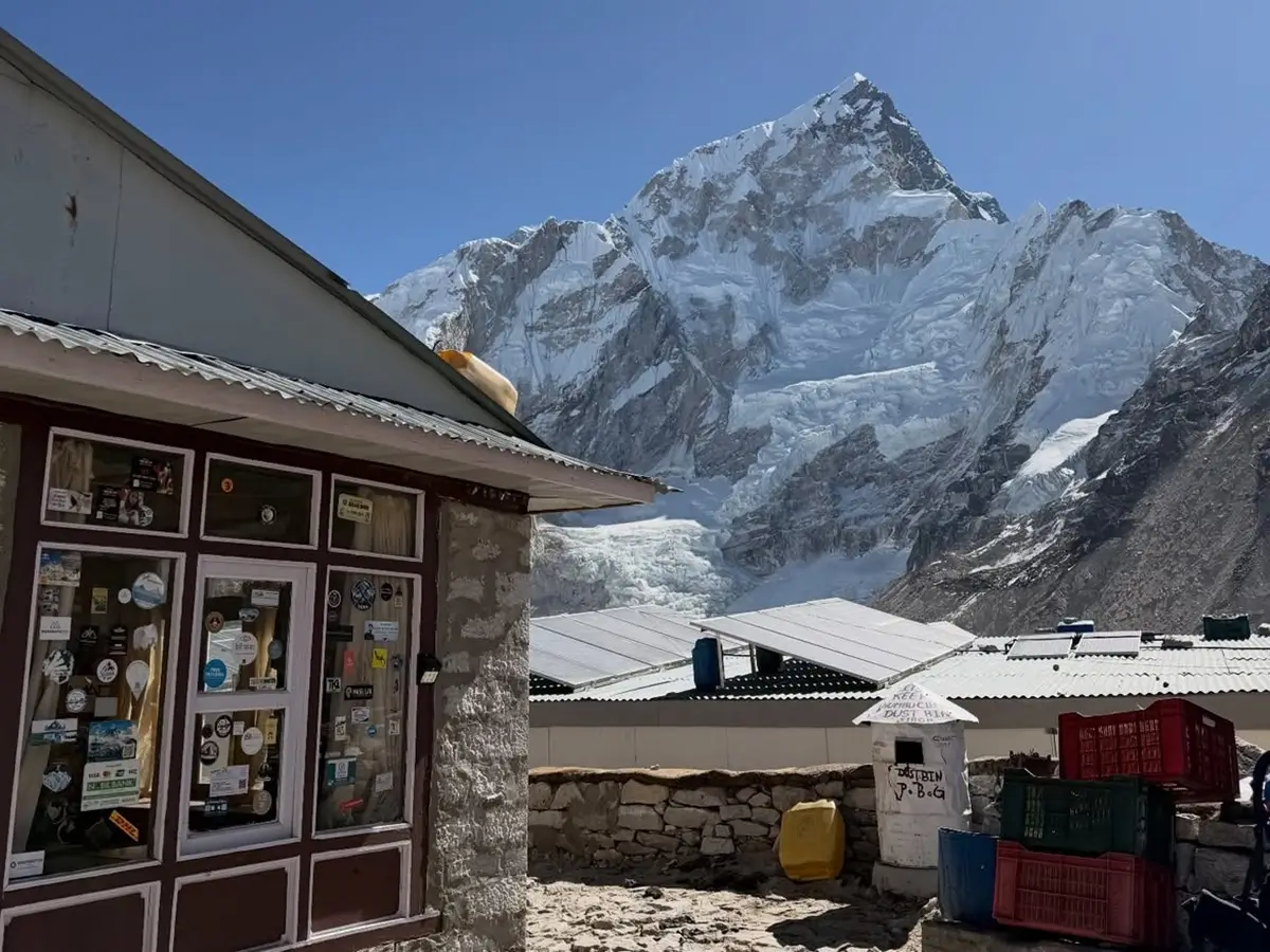 teahouse at gorakshep