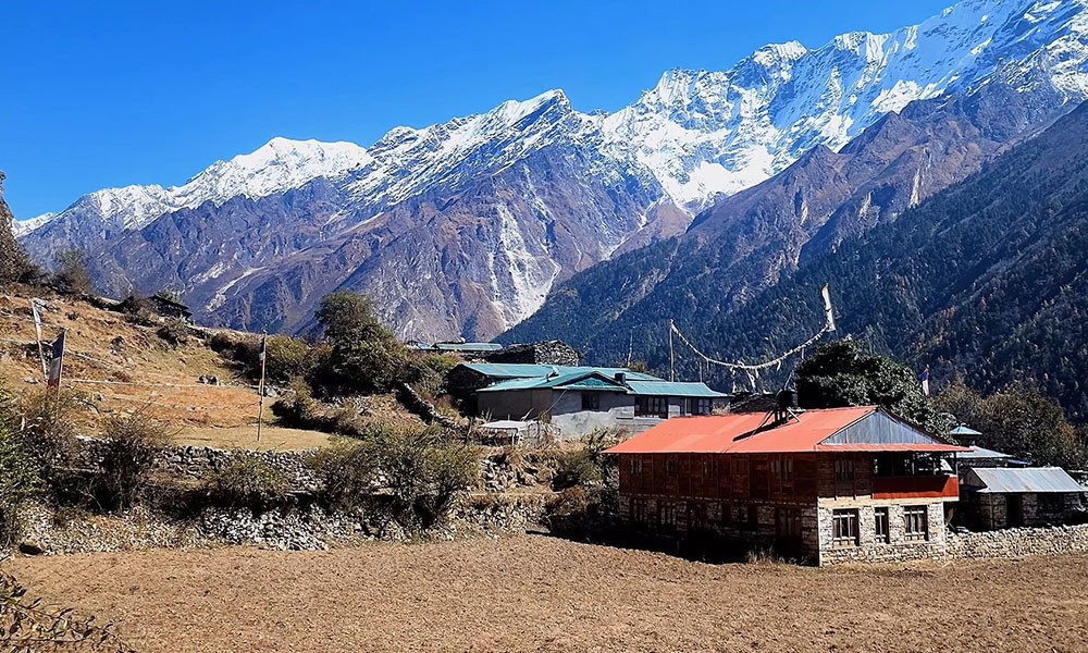 manaslu cost planning tips with the view