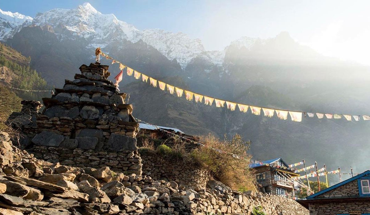 Manaslu Tsum Valley Trek