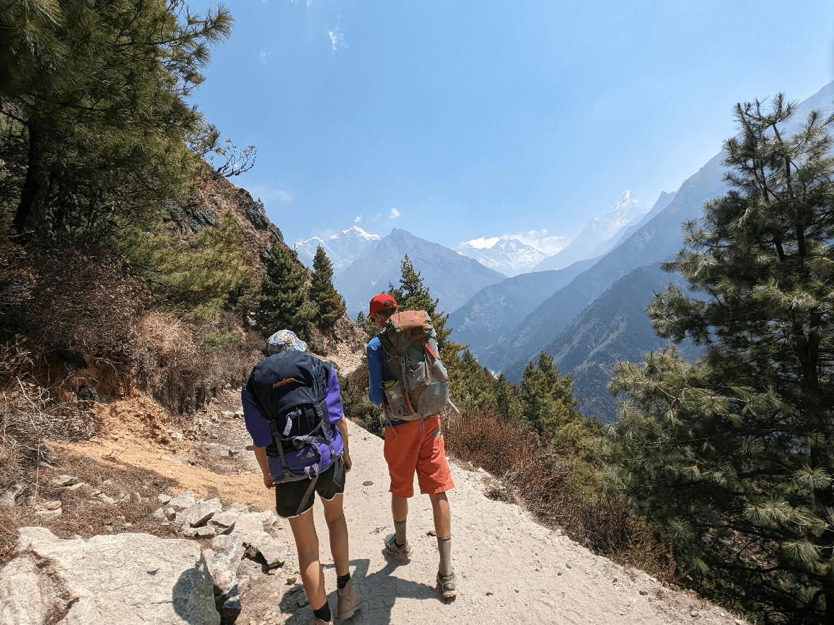 everest base camp trekking trail 