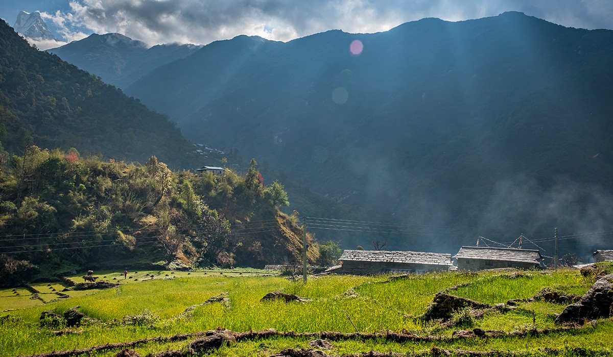 Way Annapurna Base Camp trek