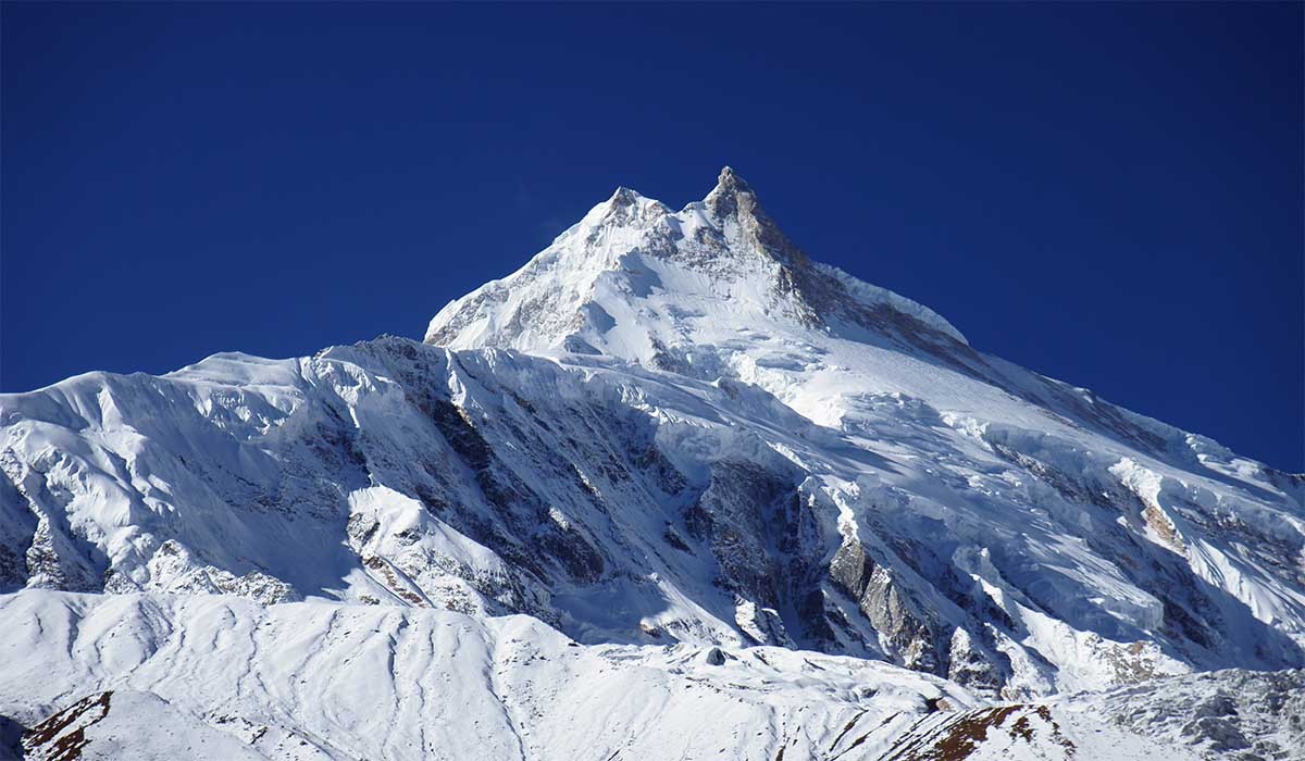  Manaslu Trek