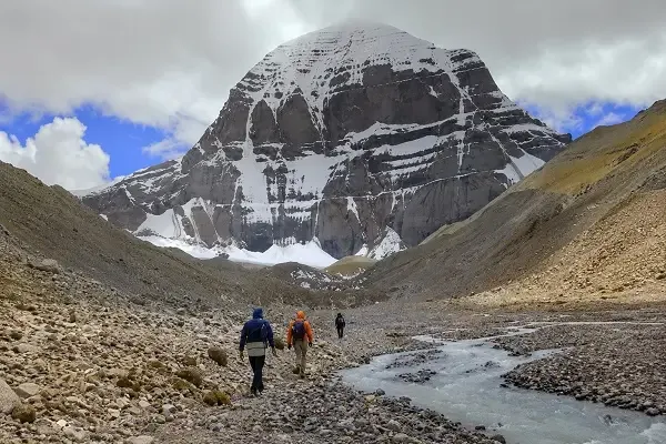 kailash mansarovar tour via lhasa